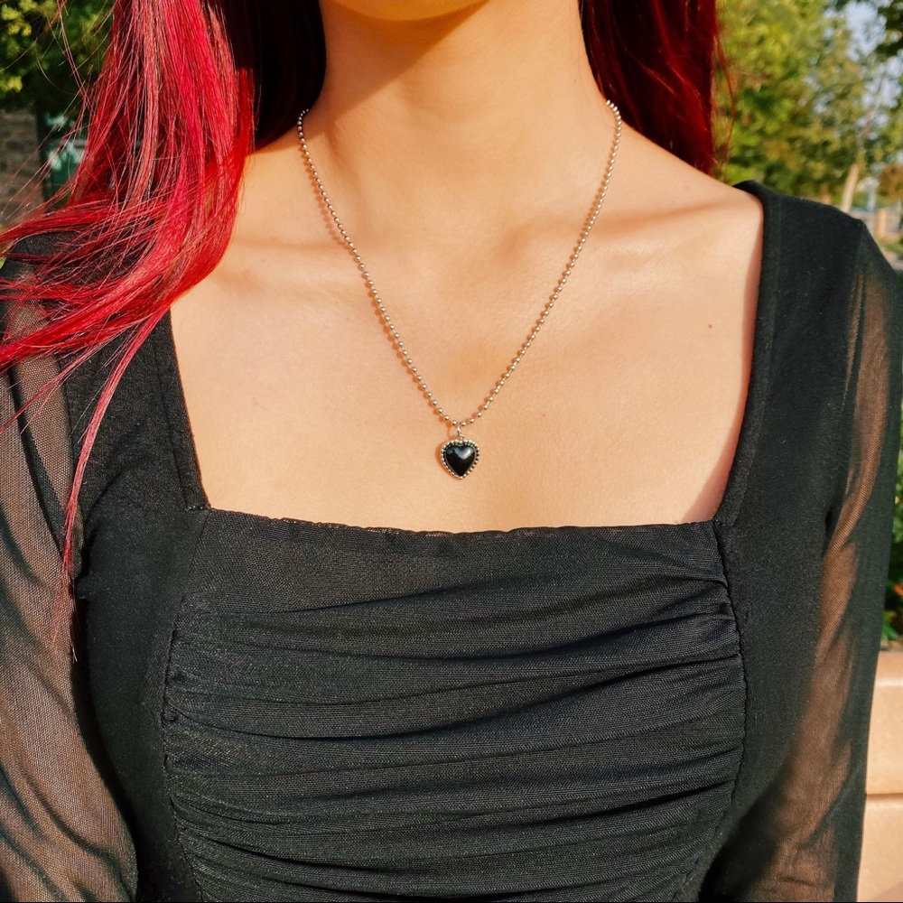 New Stainless Steel Black Heart Necklace